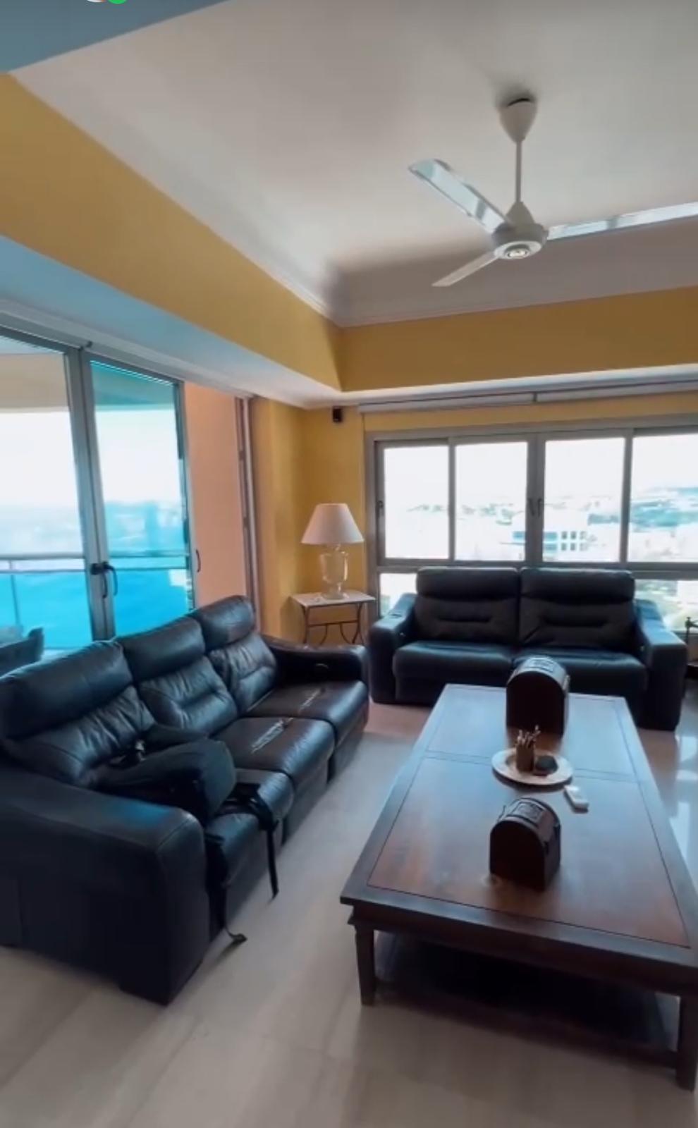 Viva Como Un Rey Deleitandose Con Su Vista Al Mar Desde El Piso 26!!! Foto 7312899-3.jpg