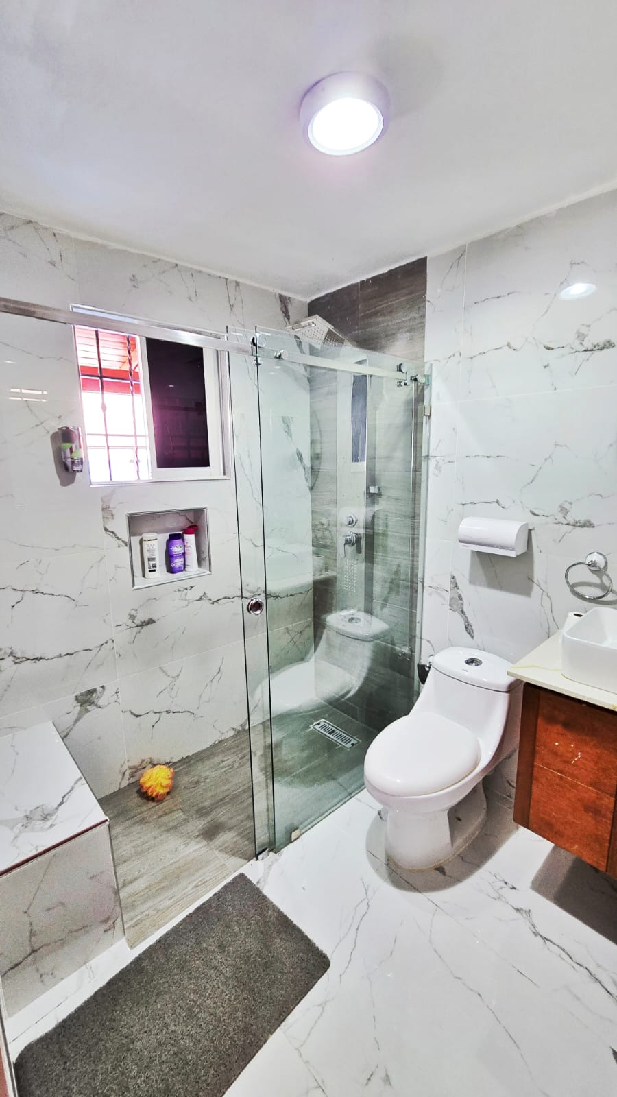 Penthouse en Venta – Urb. Real  USD500000  Exclusivo penthouse con 300 Foto 7312908-11.jpg