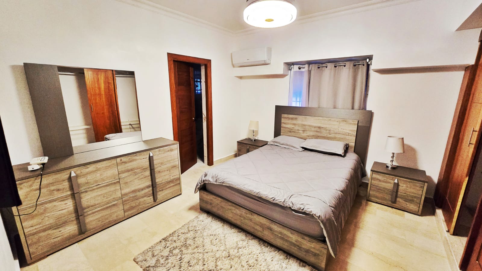 Penthouse en Venta – Urb. Real  USD500000  Exclusivo penthouse con 300 Foto 7312908-12.jpg