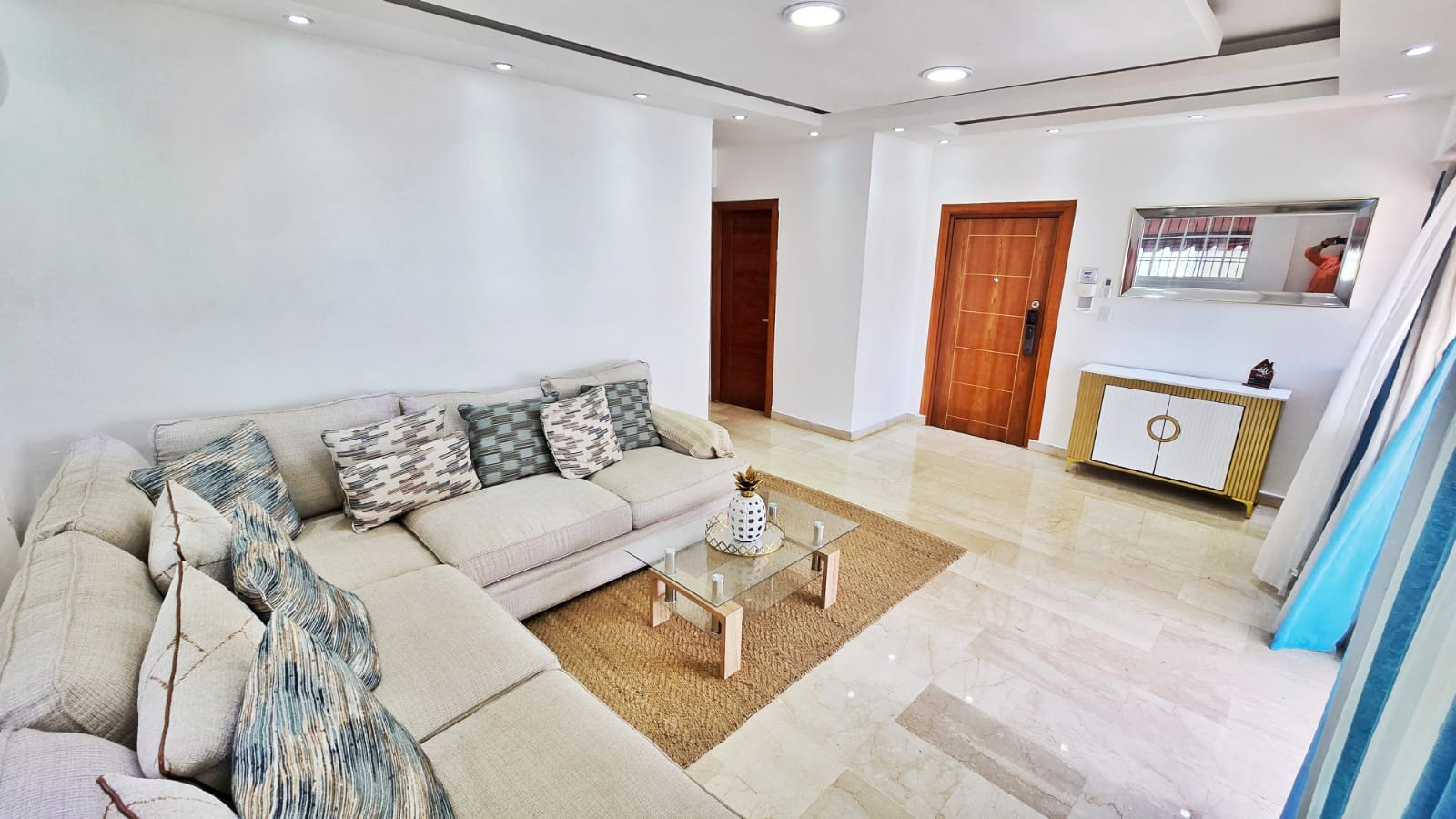 Penthouse en Venta – Urb. Real  USD500000  Exclusivo penthouse con 300 Foto 7312908-2.jpg