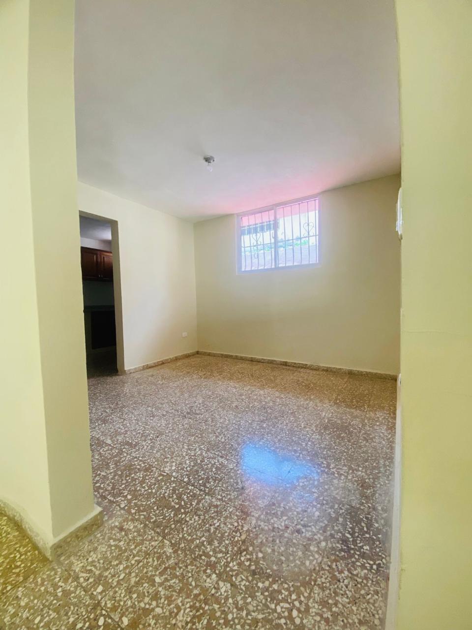 Casa de 3 Habitaciones en Venta en los Corales del sur amplios espacio Foto 7312950-7.jpg