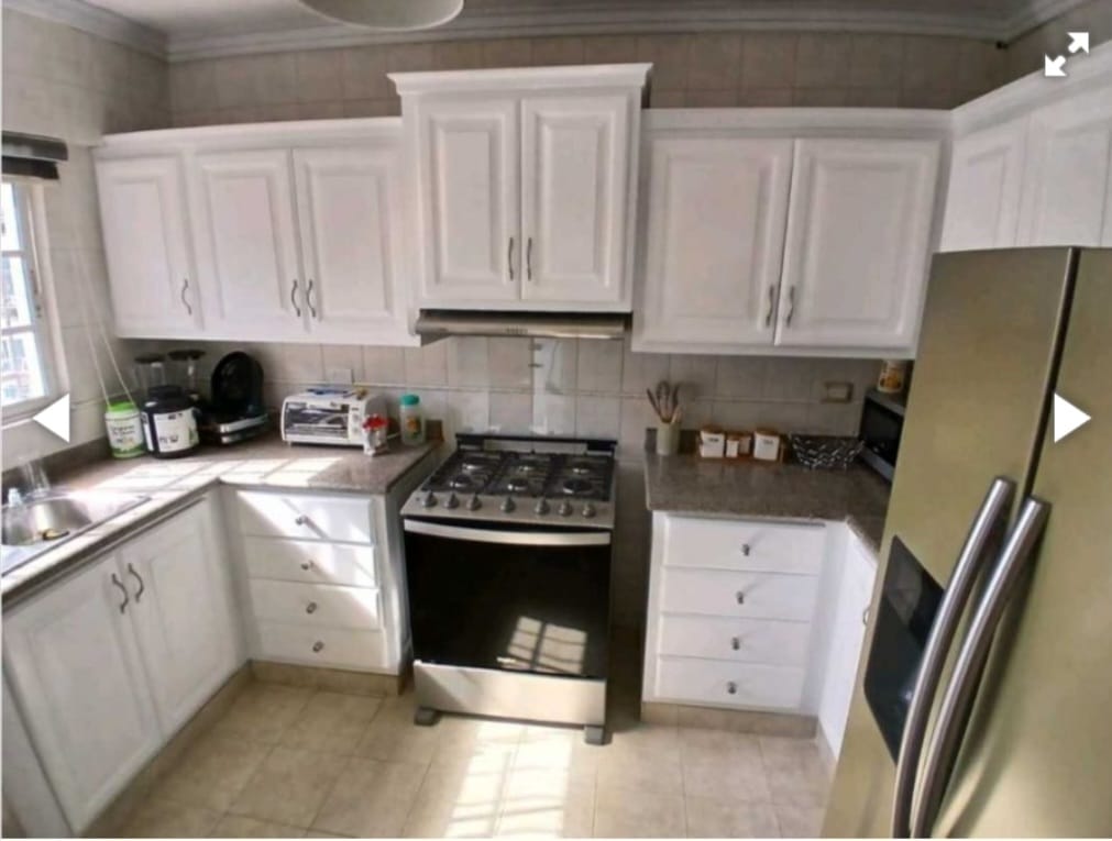 Amplio Apartamento en Venta en Evaristo Morales  US289000 Foto 7313084-3.jpg