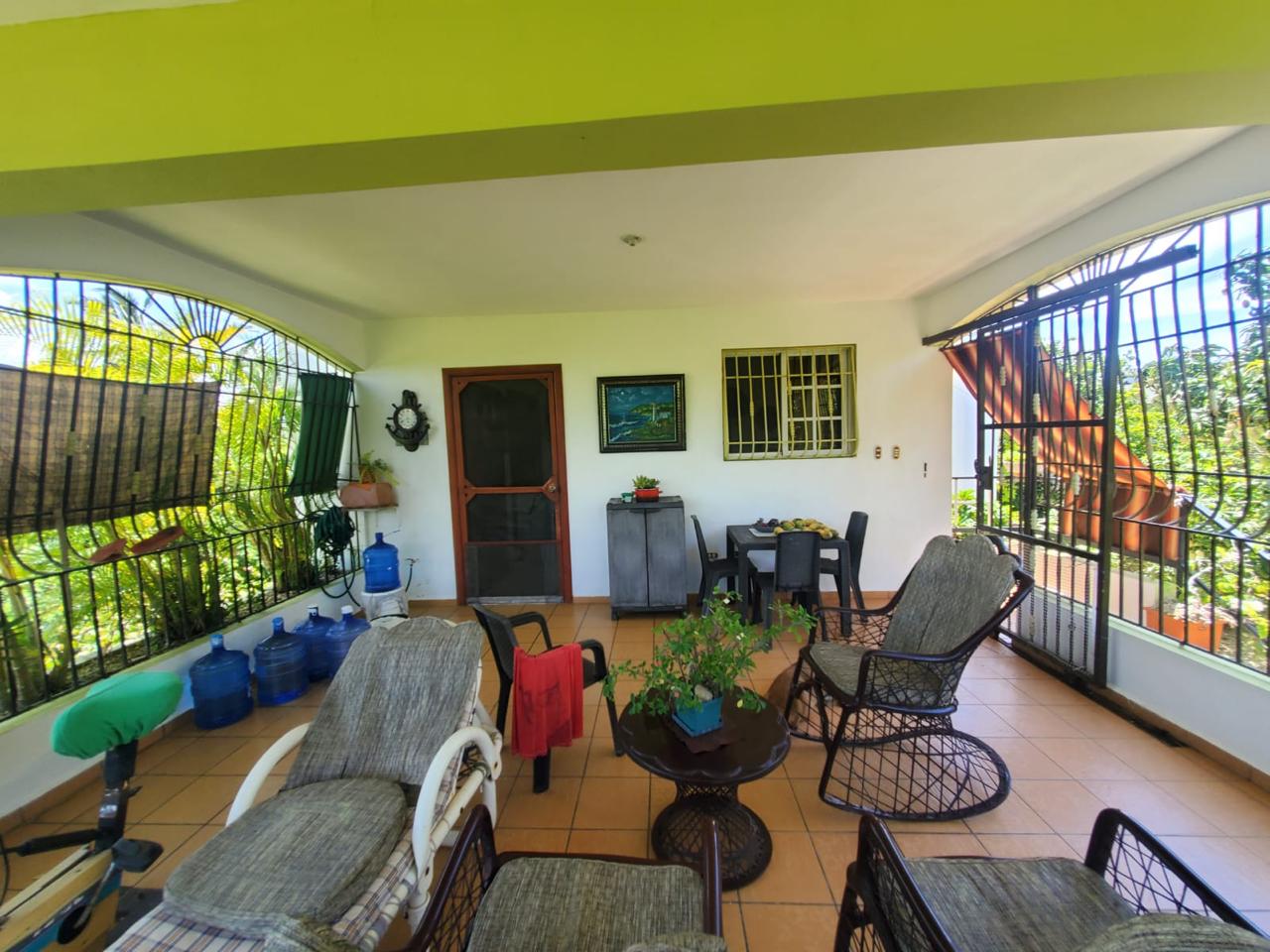 Propiedad en Venta – Casa Espaciosa con Potencial de Inversión en ampl Foto 7313103-7.jpg