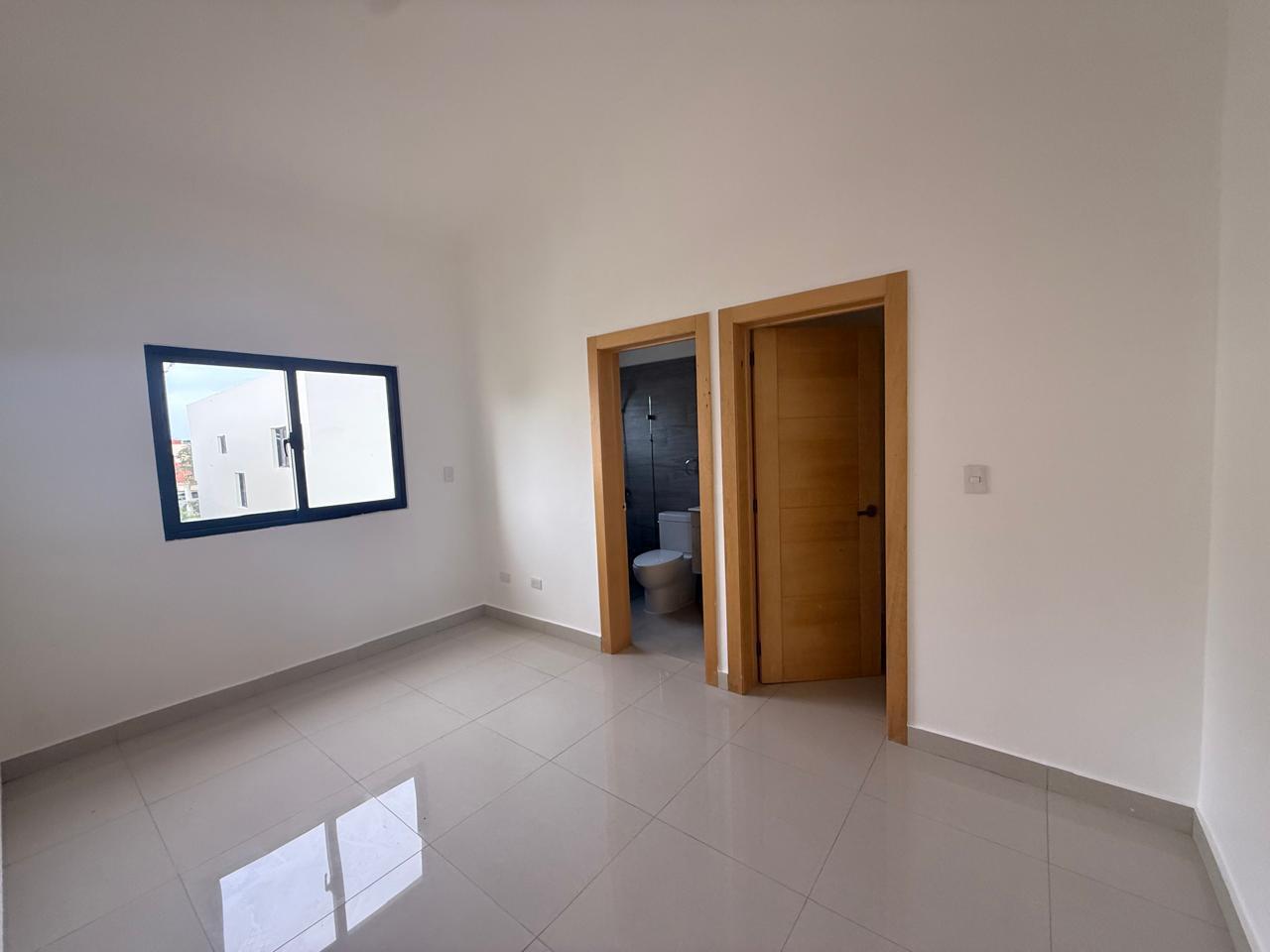 Villa de 4 Habitaciones en Venta en Juan Dolió.  Foto 7313134-3.jpg