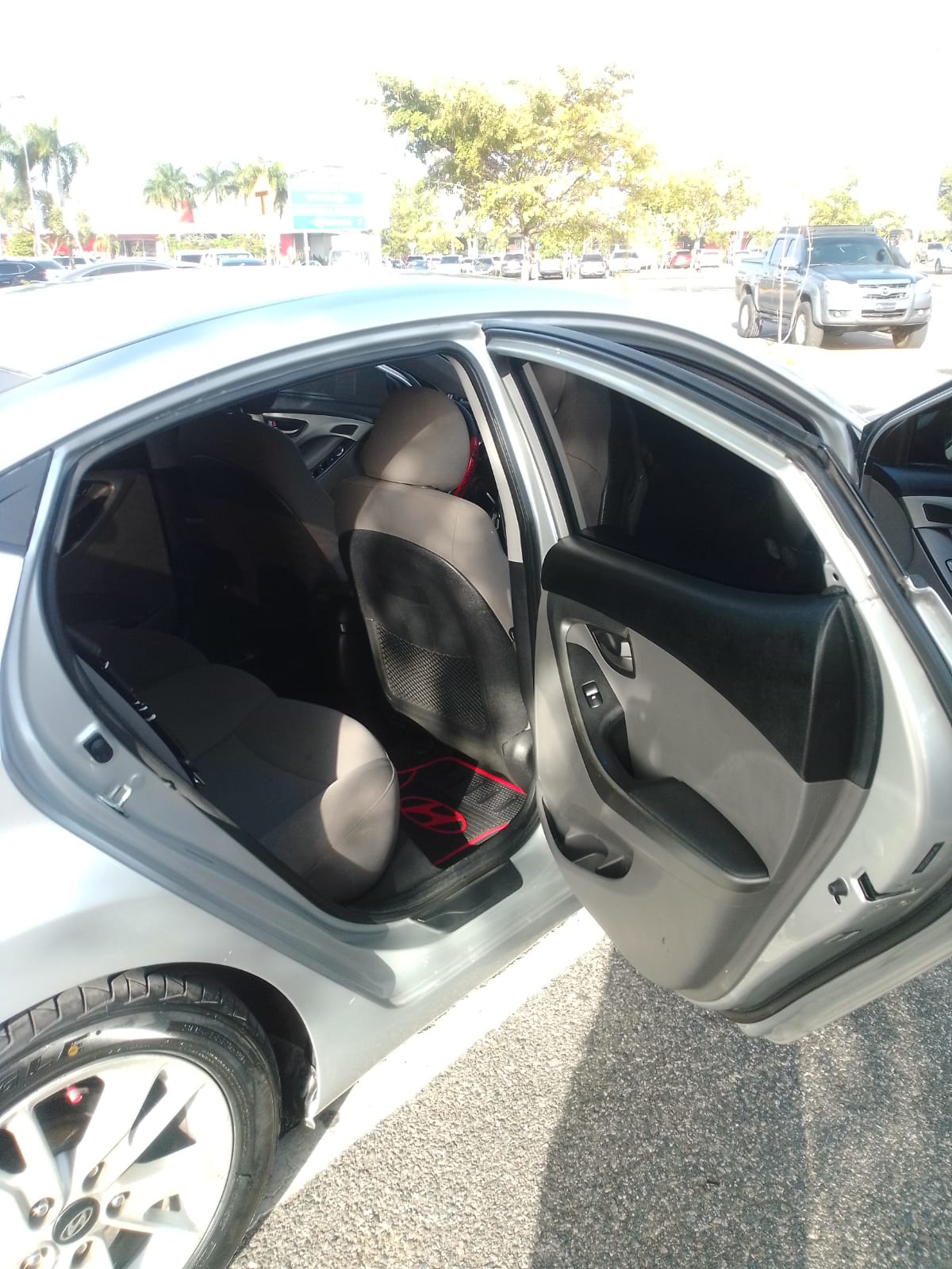 SE VENDE HUNDAY ELANTRA 2016 Foto 7313190-13.jpg