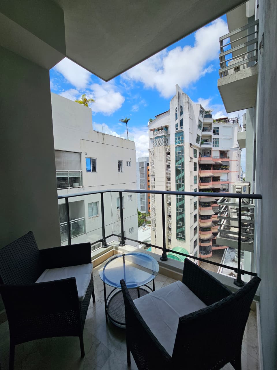 Apartamento Amueblado en Alquiler  Evaristo Morales Foto 7313192-4.jpg