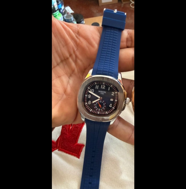 Reloj NIBOSI 1985 sport-luxury cronografo fechero Foto 7313197-3.jpg
