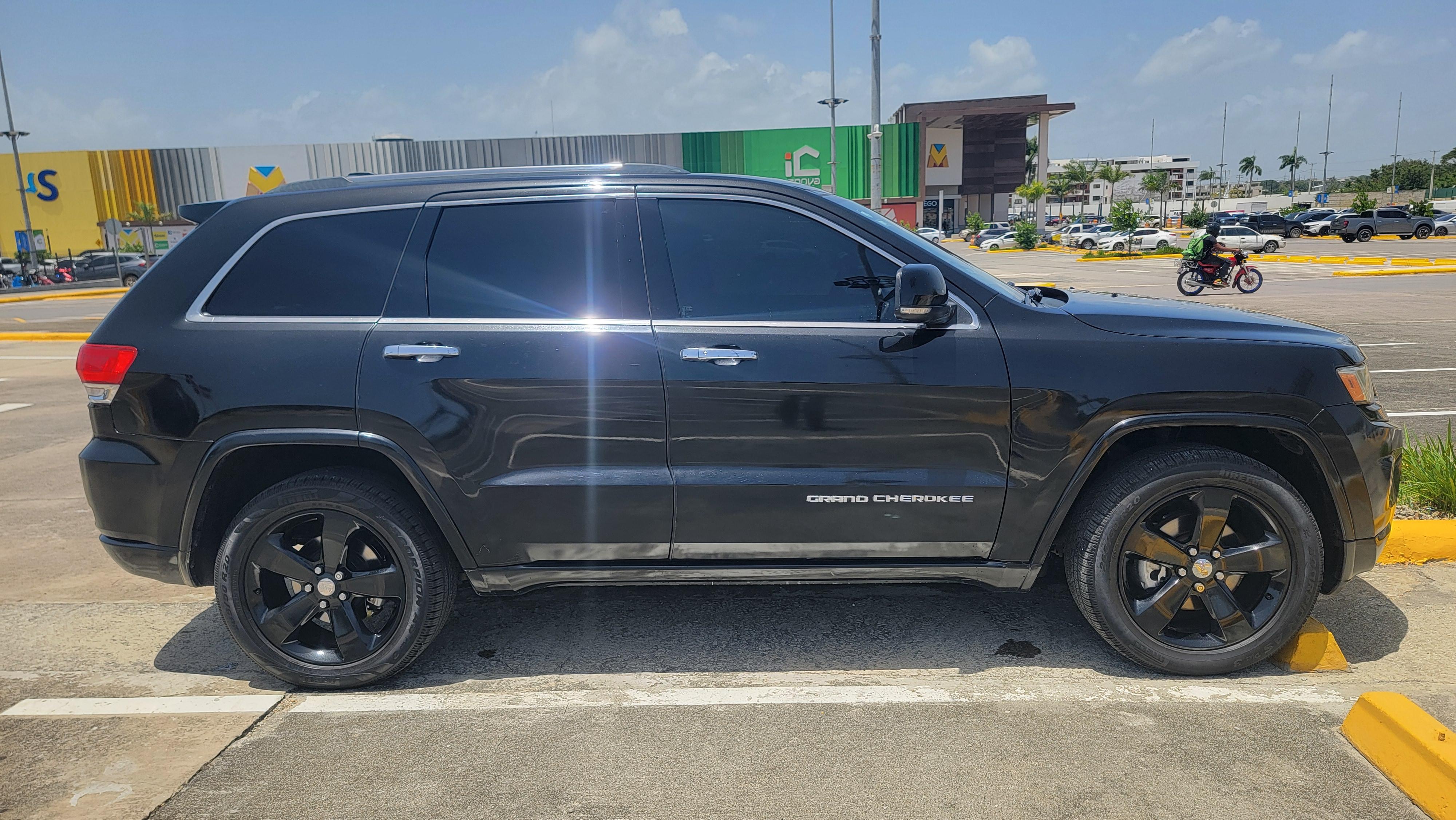 Jeep Grand Cherokee 2014 Gasolina en Santo Domingo Este Foto 7313225-3.jpg