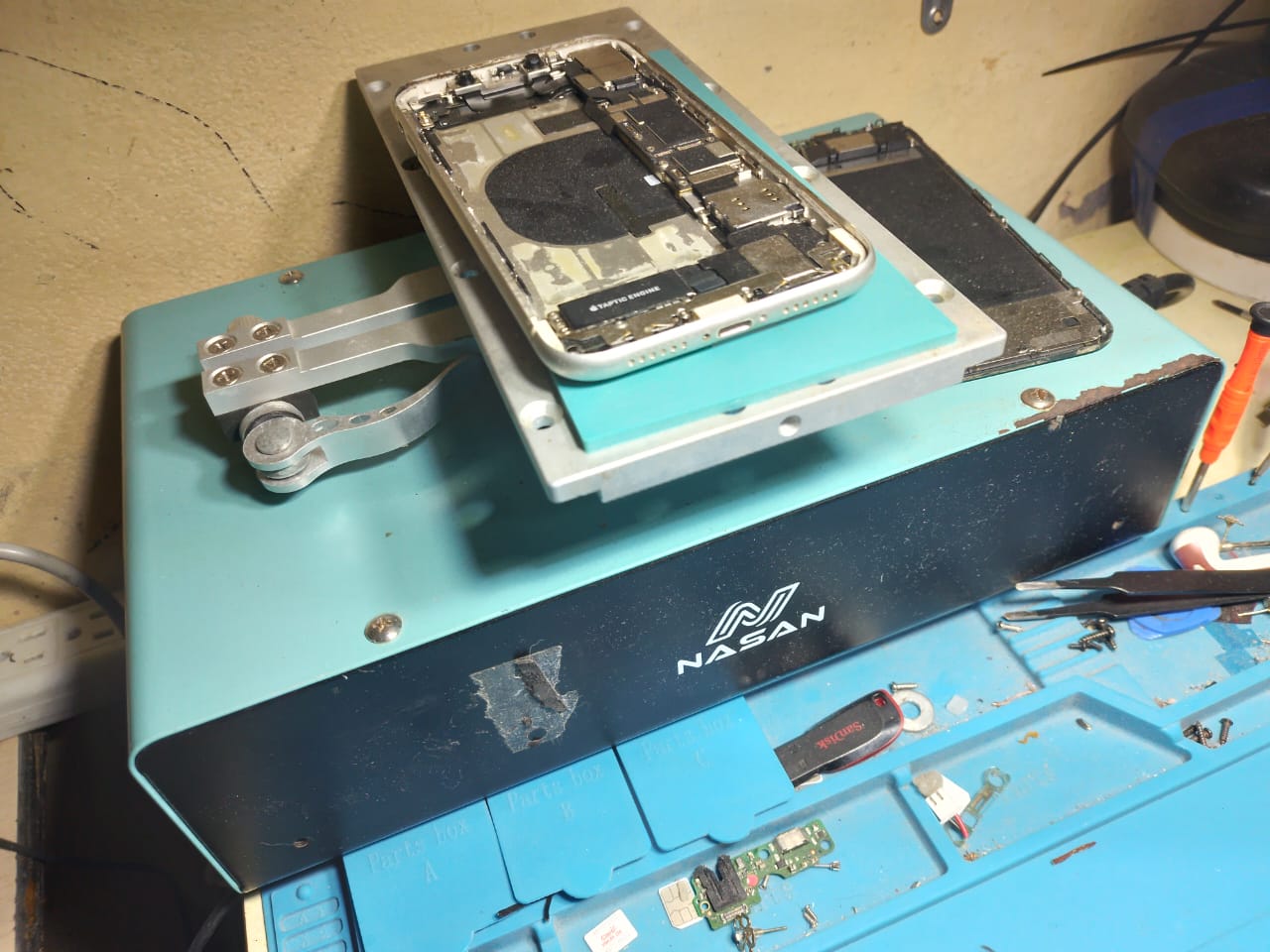 PLANCHA PARA REPARACION DE PANTALLA DE CELULARES / OPERATIVA Foto 7313341-2.jpg