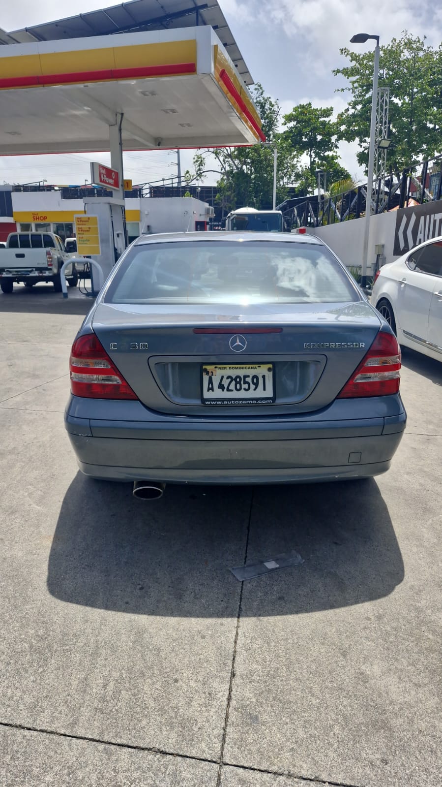 Venta Mercedes Benz 2005 C-230 Azul claro plateado Foto 7313374-6.jpg