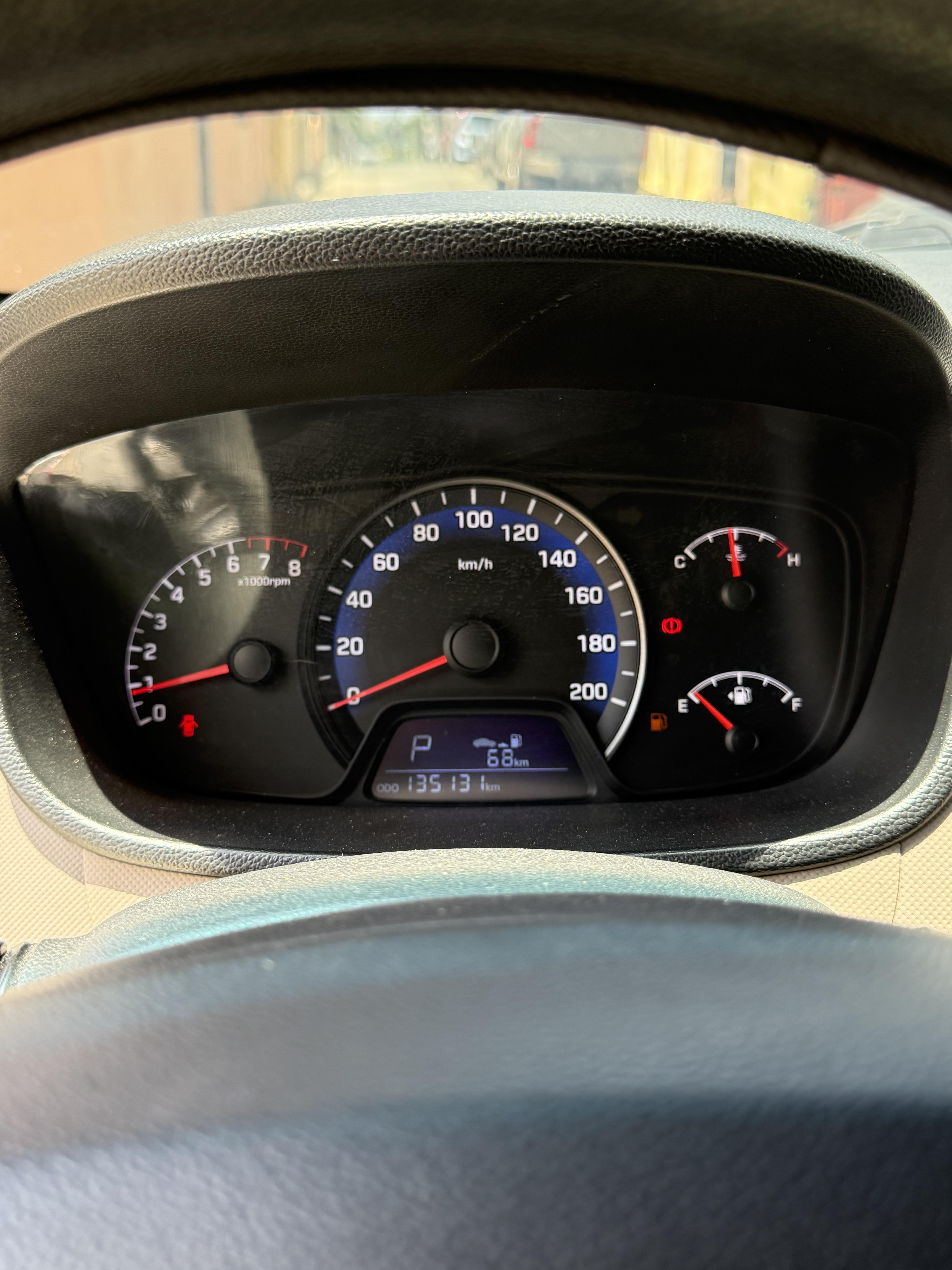 Hyundai grand i10 sedan 2015  Foto 7313376-10.jpg