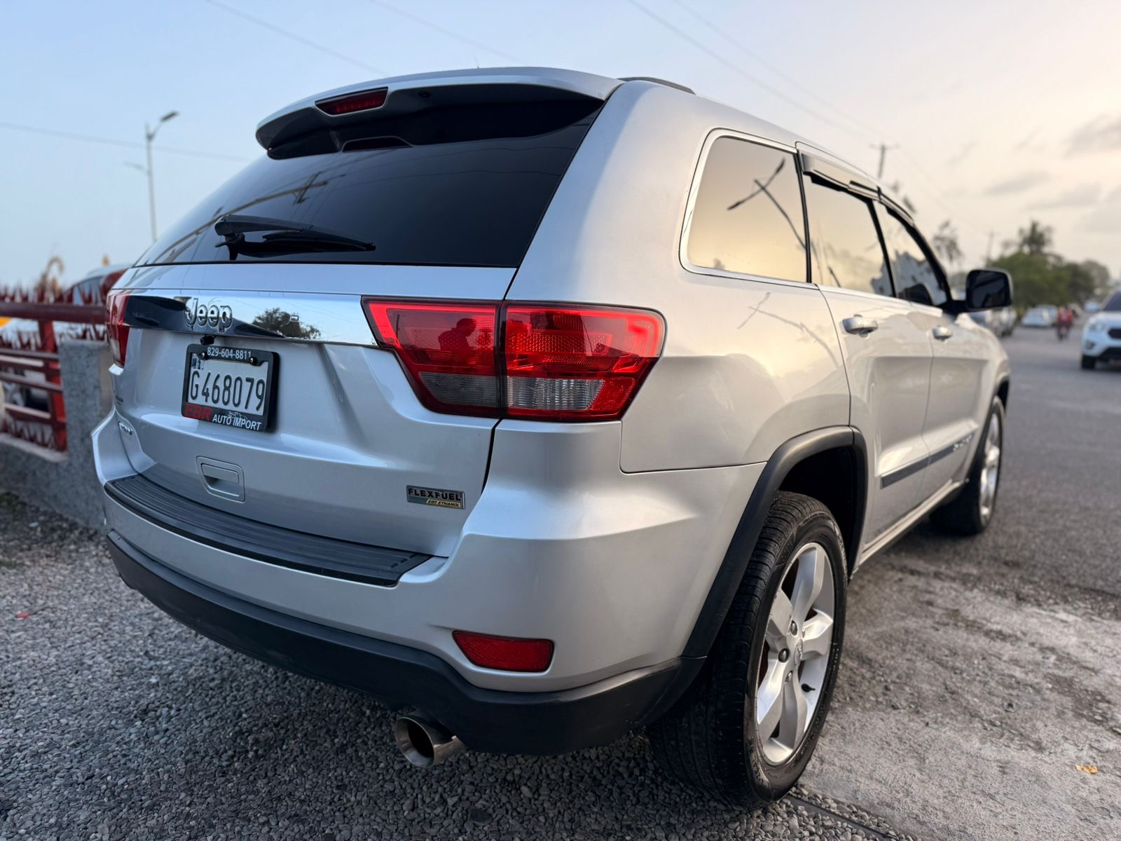 Jeep Grand Cherokee Laredo 2012 Foto 7313438-3.jpg