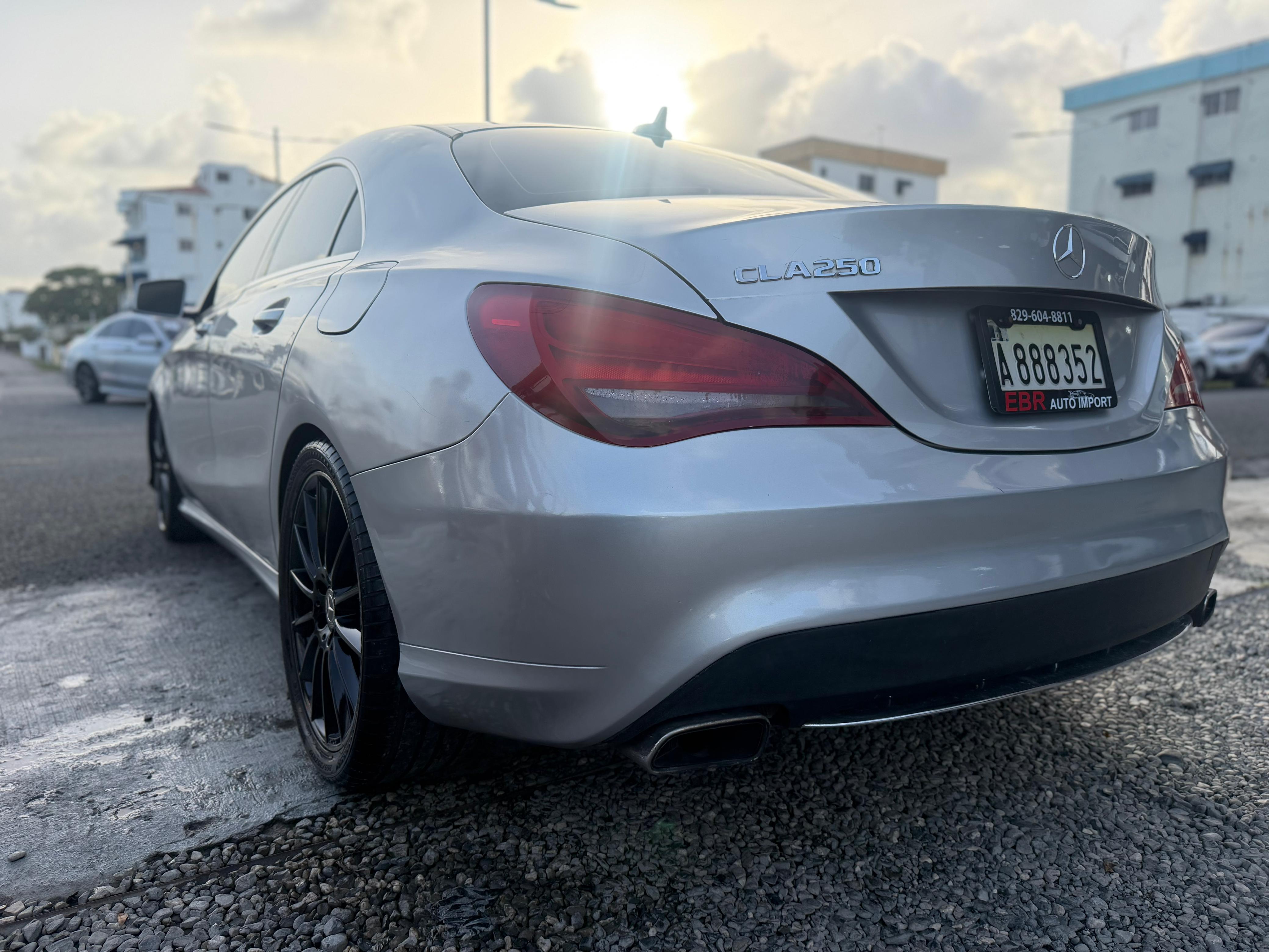 Mercedes Benz CLA250 2014 Foto 7313439-4.jpg