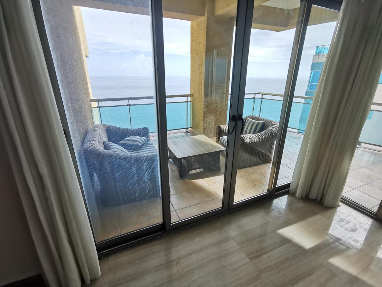 ! EXELENTE !   Apartamento en alquiler vista al Mar en Malecón center Foto 7313463-1.jpg