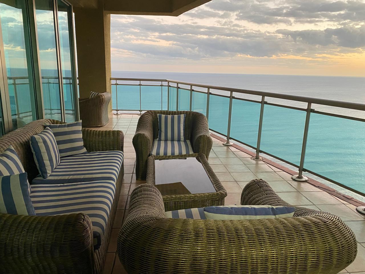 ! EXELENTE !   Apartamento en alquiler vista al Mar en Malecón center Foto 7313463-5.jpg