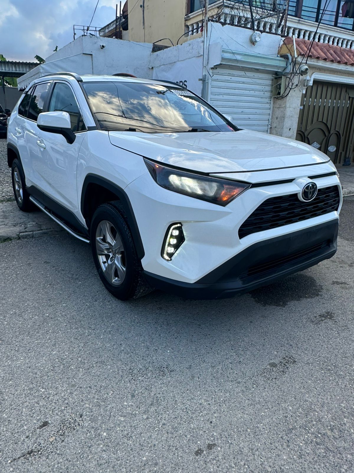 Toyota Rav4 LE 2020 Foto 7313464-2.jpg