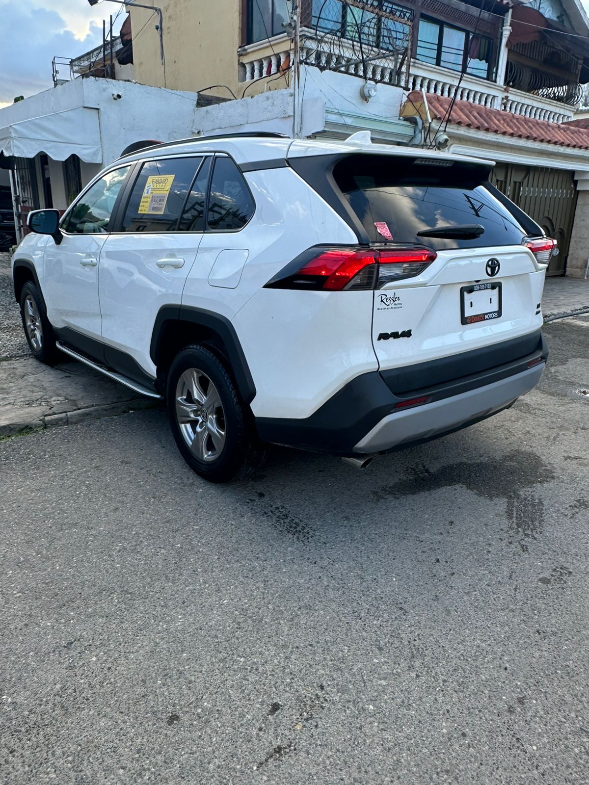 Toyota Rav4 LE 2020 Foto 7313464-4.jpg