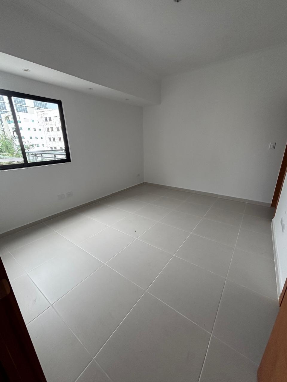 Alquiler de apartamento nuevo en el sector de Evaristo Morales Santo D Foto 7313632-6.jpg