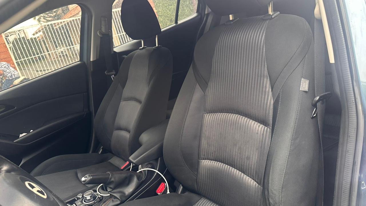 mazda 3 touring 2014 en Peravia Foto 7313690-3.jpg