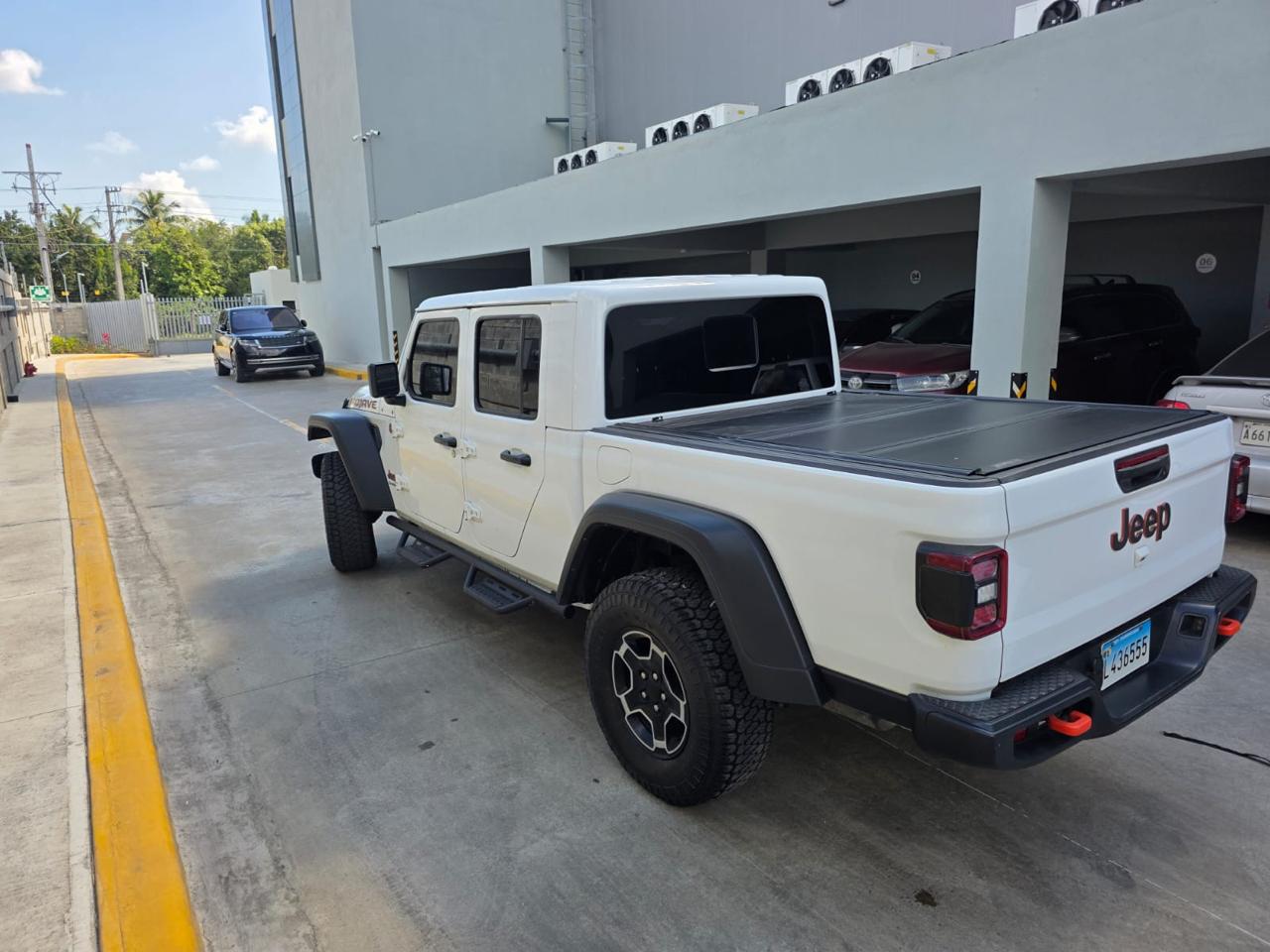 Jeep Gladiator Mojave 2021 Foto 7313701-4.jpg
