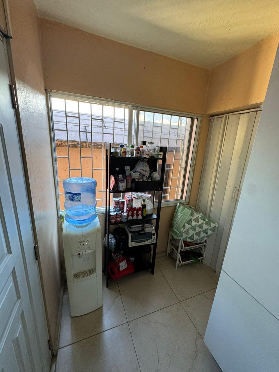 Vendo amplio apto. Cerca a la Privada y 27 de febrero Piso 2 - 140 mts Foto 7313734-2.jpg