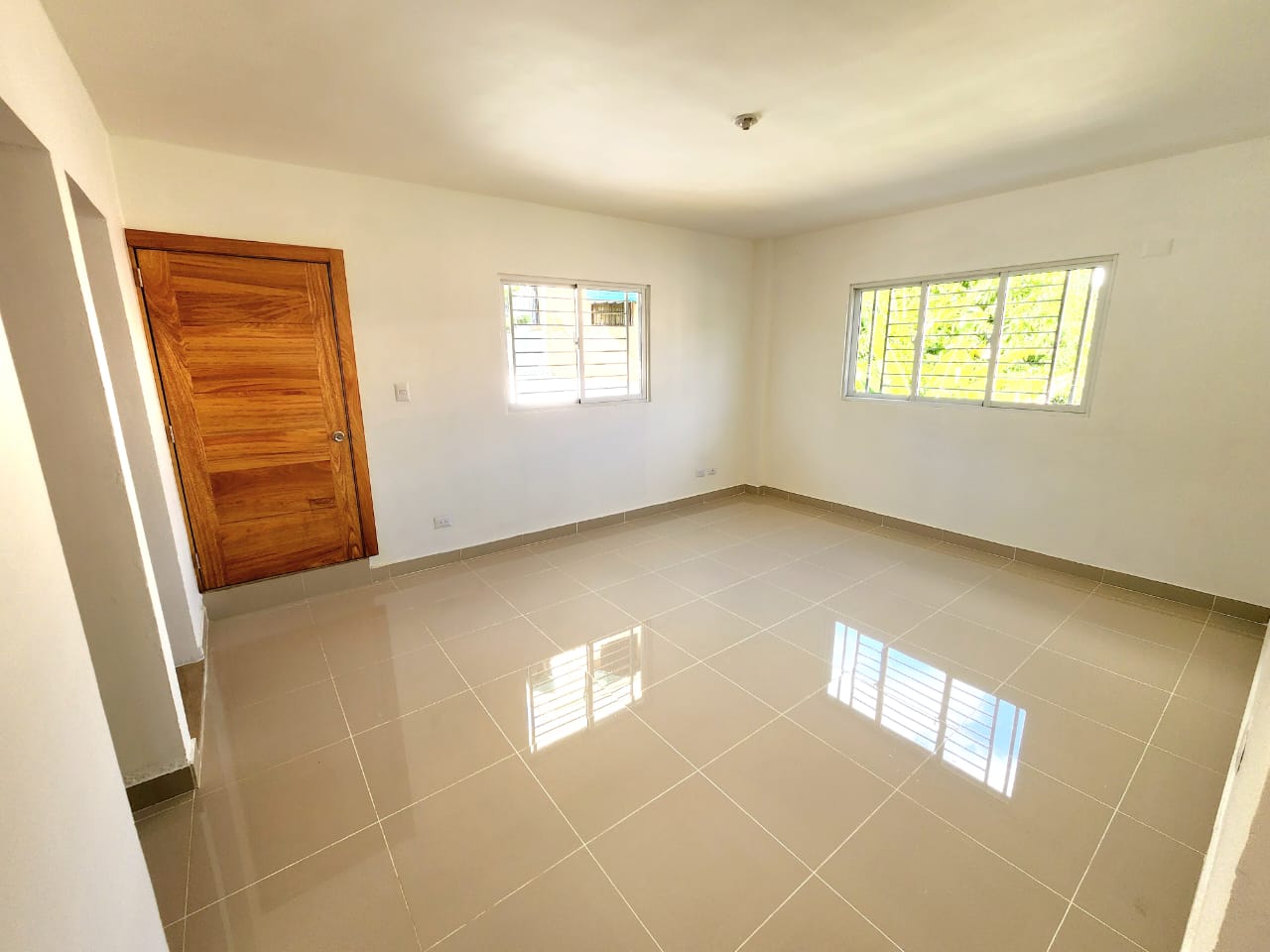 casa en alquiler uso comercial segundo nivel av. independencia  Foto 7313952-15.jpg