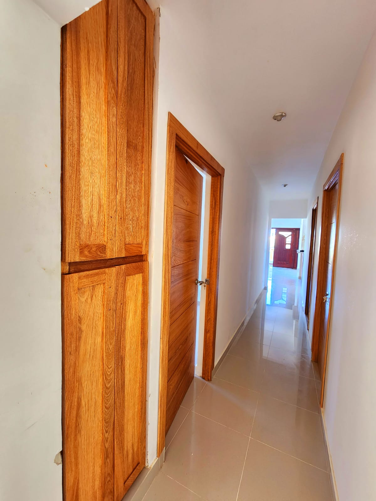 casa en alquiler uso comercial segundo nivel av. independencia  Foto 7313952-7.jpg