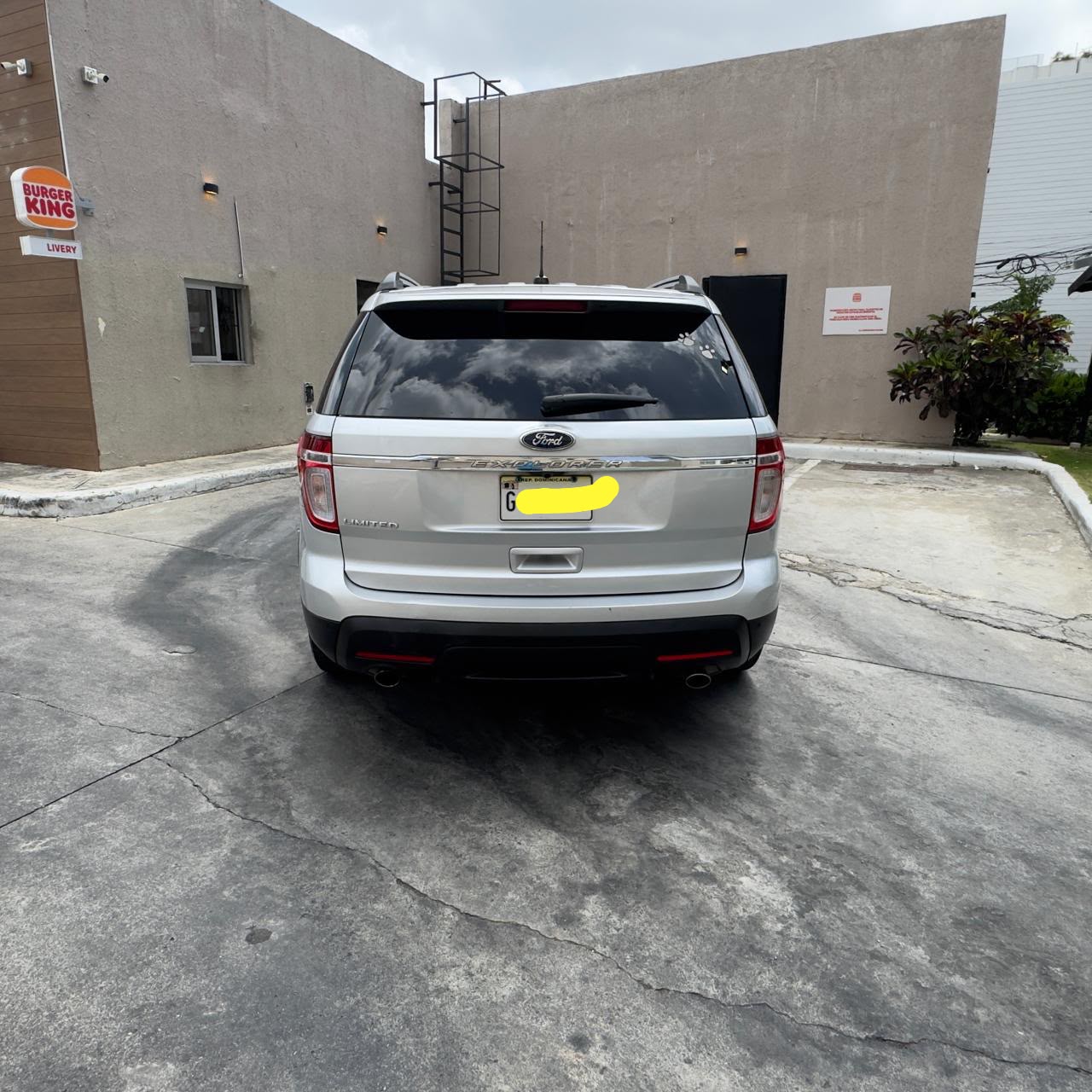 Ford Explorer 2011 limited 500000 pesos negociable la más nueva del me Foto 7314446-7.jpg