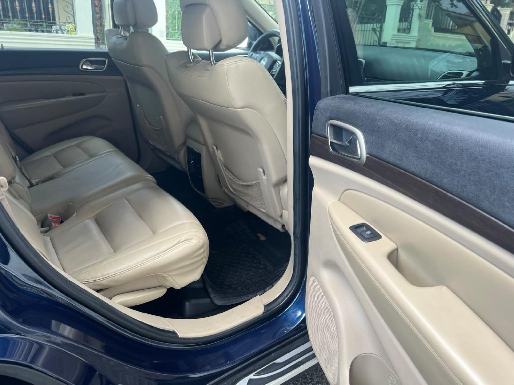 Jeep grand cherokee Laredo   2014  V6  4x4 en Puerto Plata Foto 7314497-1.jpg