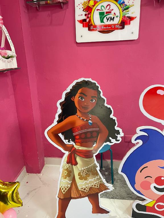 Alquiler de personajes infantiles para actividades  Foto 7314962-3.jpg