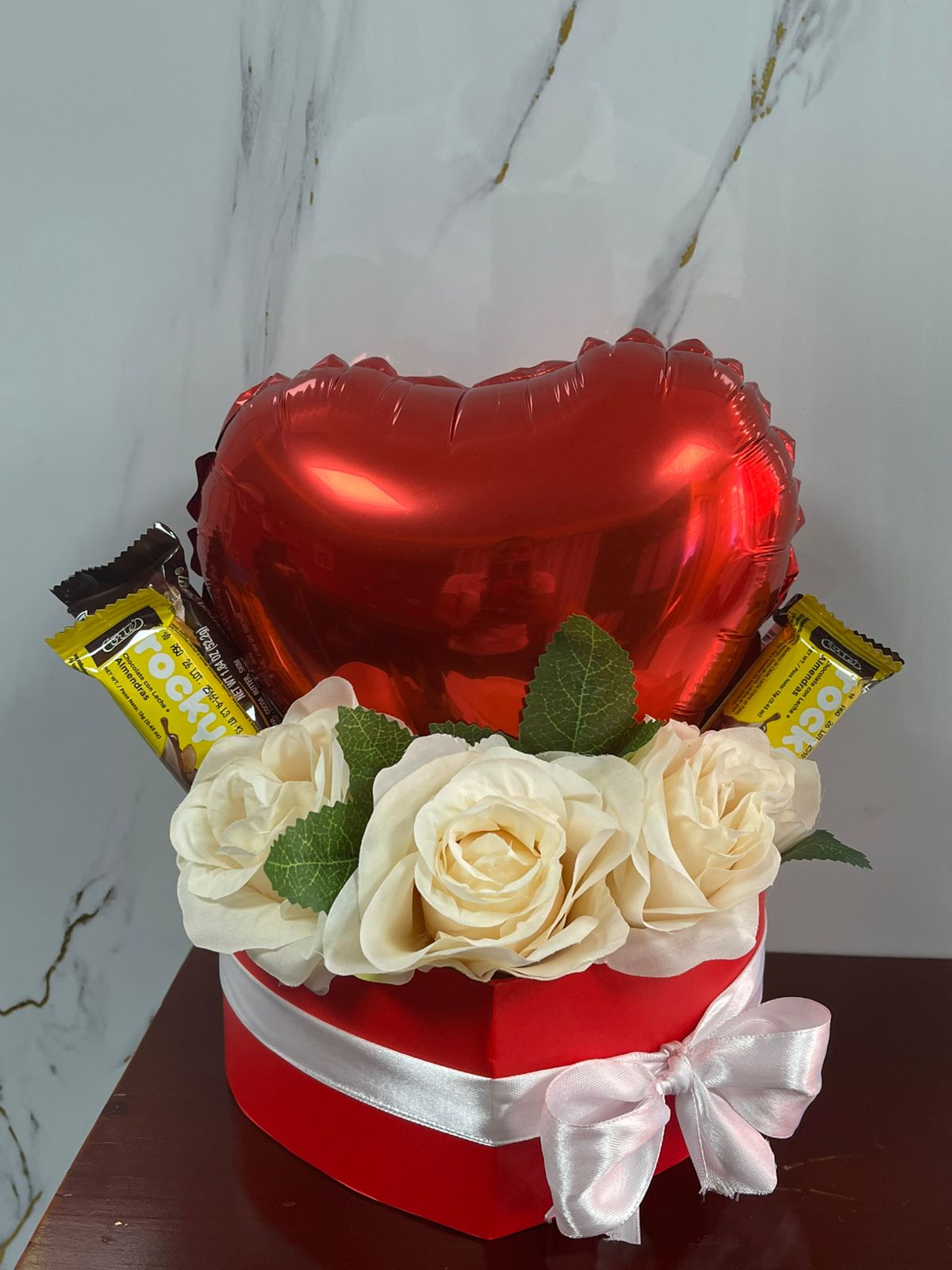 Cajas de rosas eternas llenas de amor  Foto 7314964-8.jpg