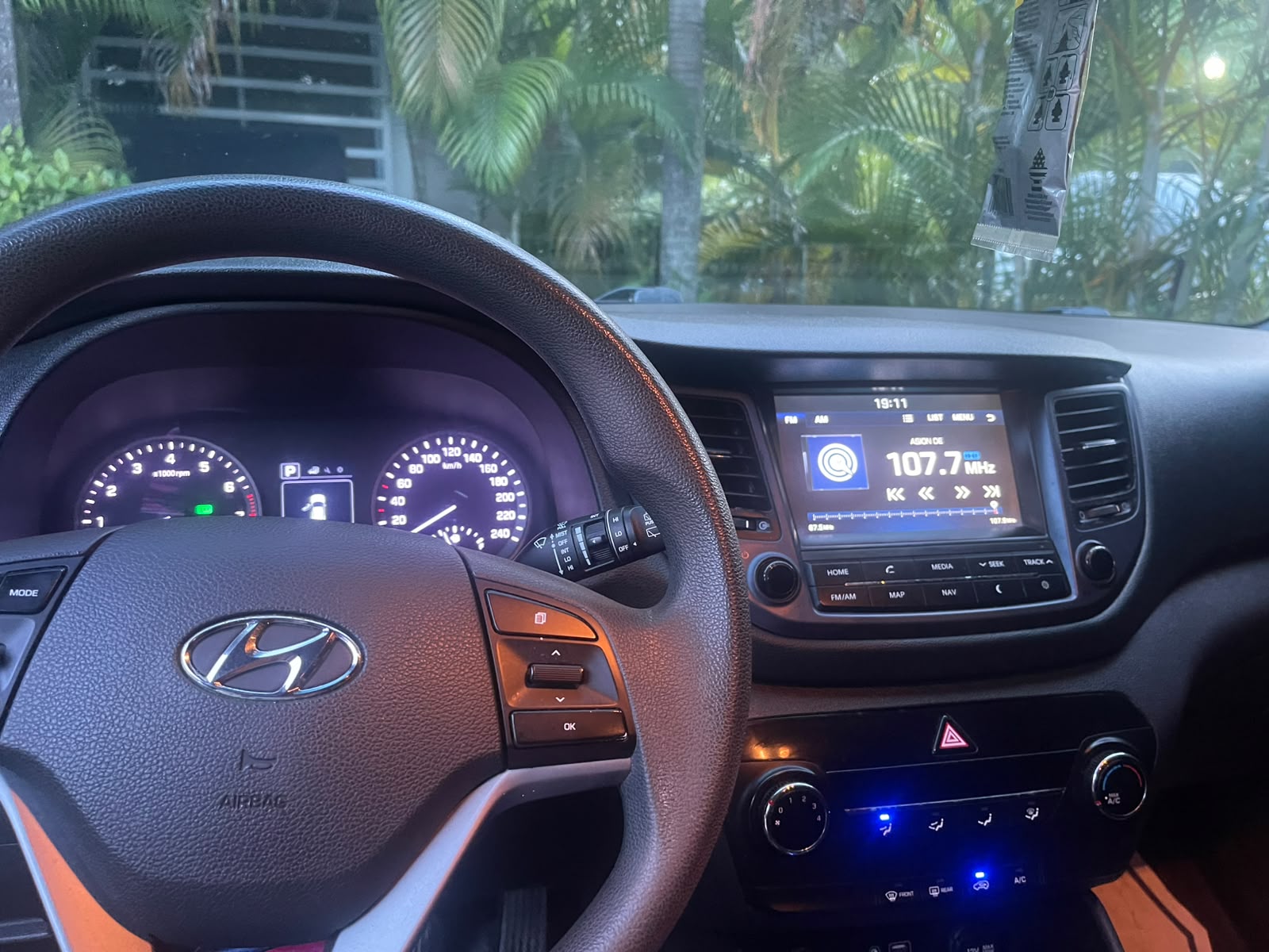Vendo Hyundai Tucson excelentes condiciones Negociable Foto 7315014-7.jpg