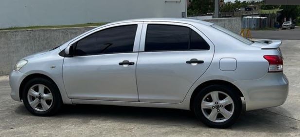 Toyota Yaris 2006 Sport Foto 7315242-4.jpg