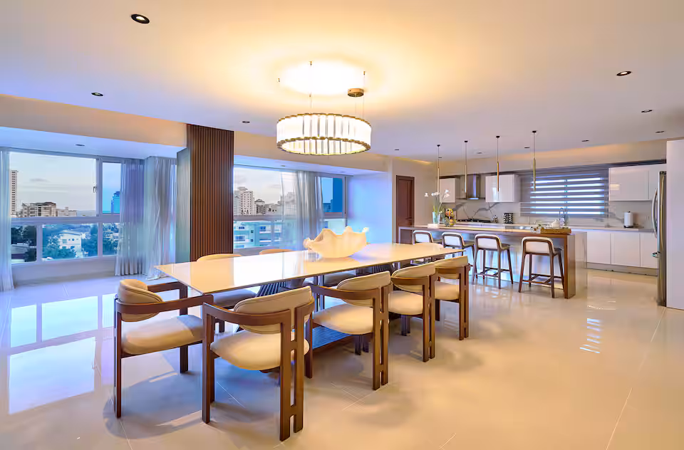 Vendo prestigioso Penthouse ubicado en la urb. Real  Foto 7315660-9.jpg