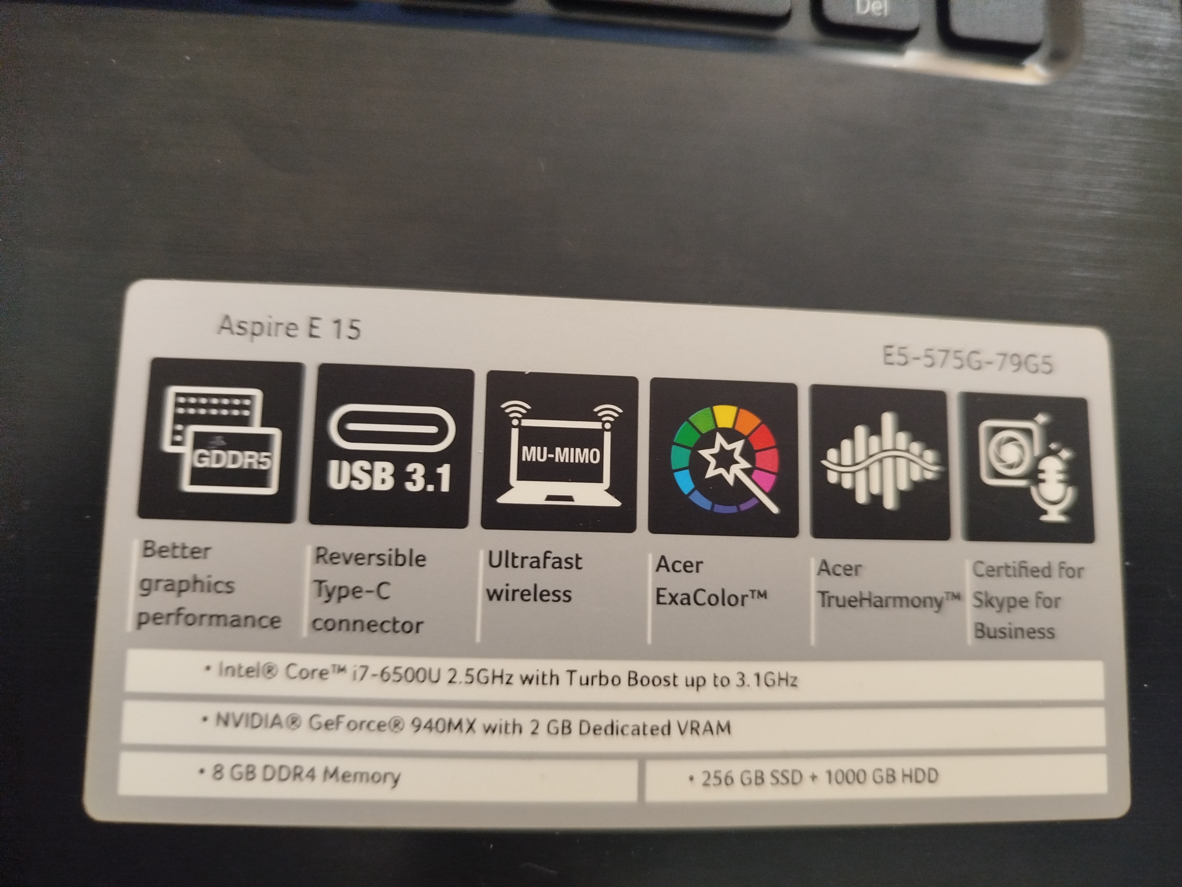Acer Aspire E15 como nuevo Foto 7316058-4.jpg