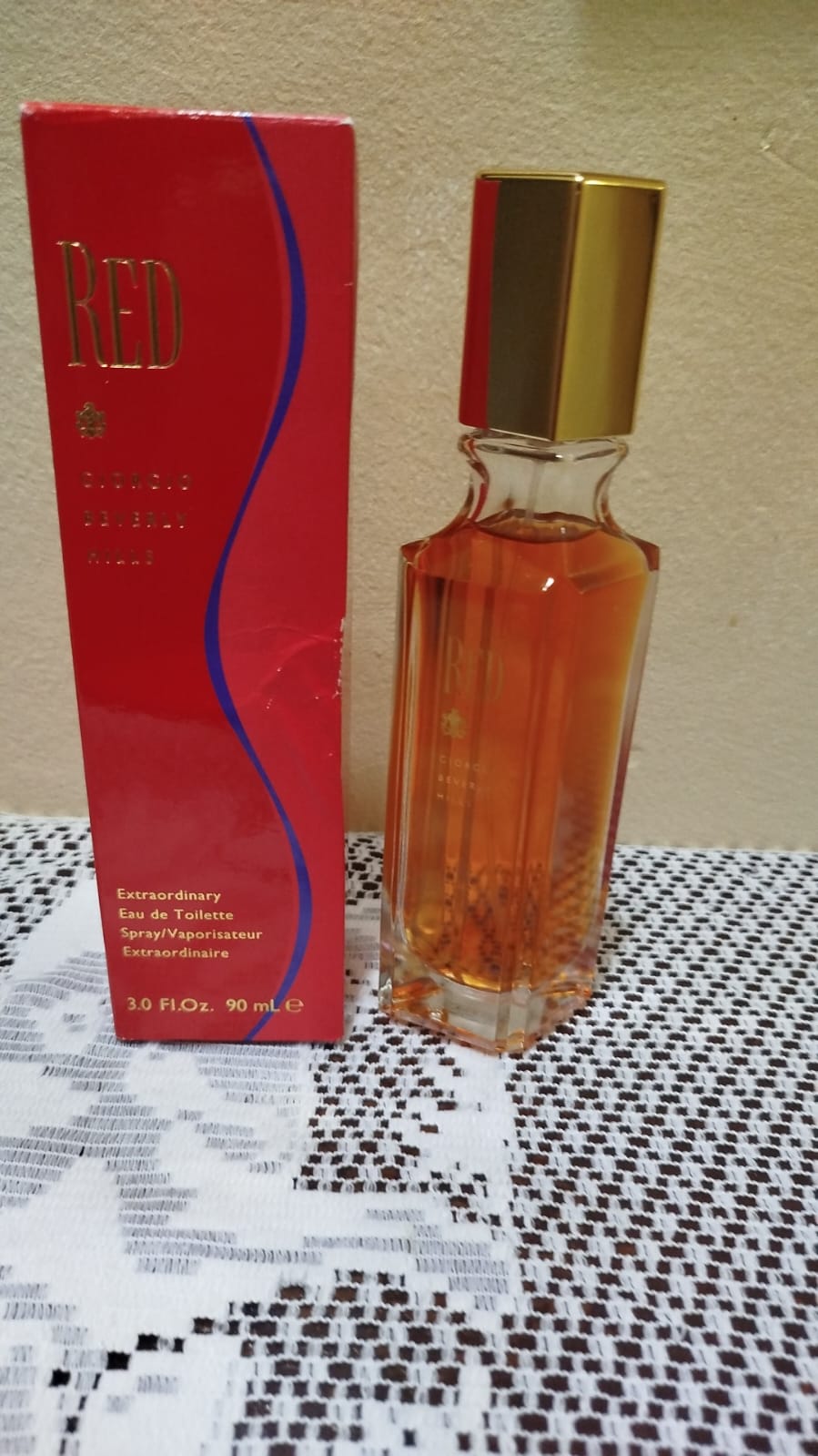 Perfume Red nuevo en 1500 - 3.0 FL OZ / 90 ml e  Foto 7316200-1.jpg