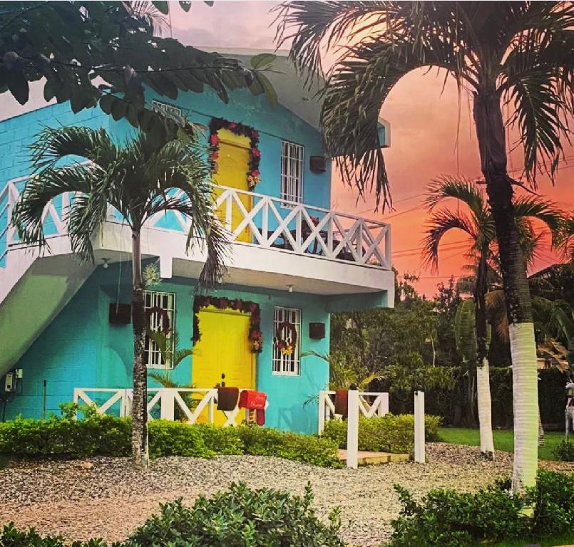 Hermosa Villa en Guerra Santo Domingo Este  Foto 7316262-4.jpg