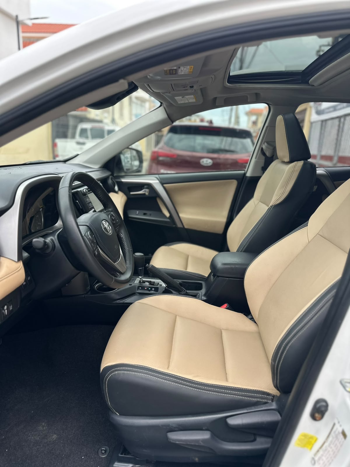 Toyota Rav4 XLE 2018  Foto 7316289-9.jpg