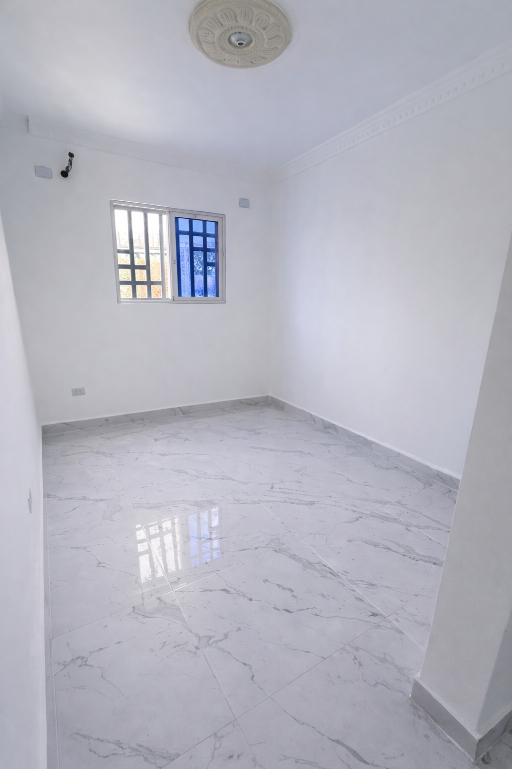Apartamento de 2 Habitaciones en Renta en Villa Tropicalia  Foto 7316391-4.jpg