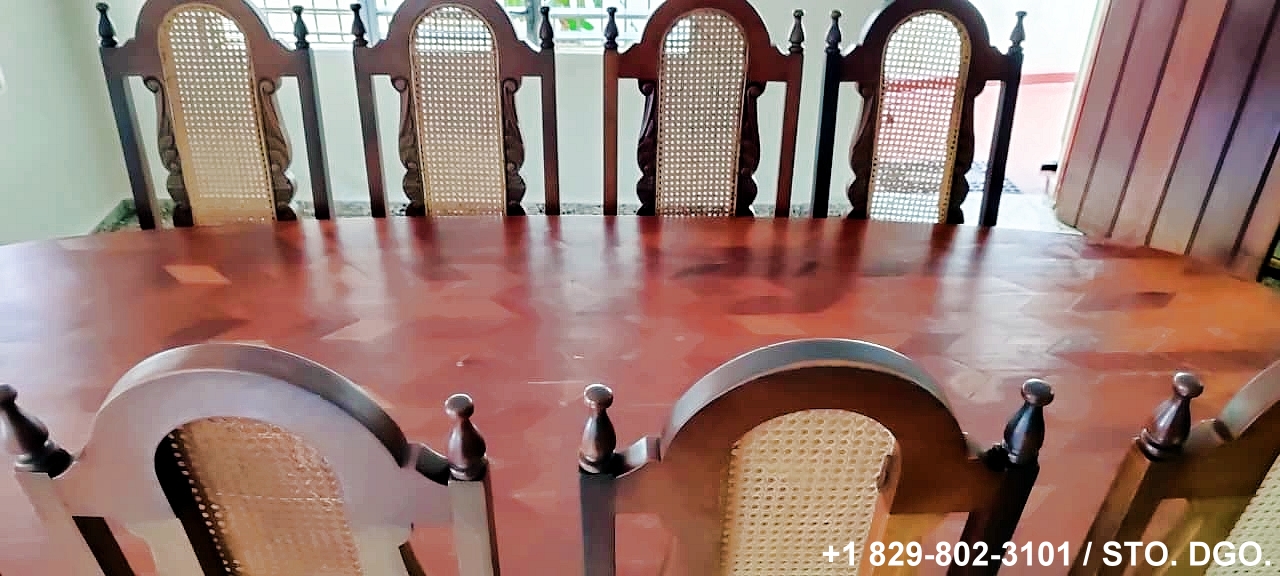 Vendo maravilloso juego de comedor artesanal  Foto 7316492-5.jpg