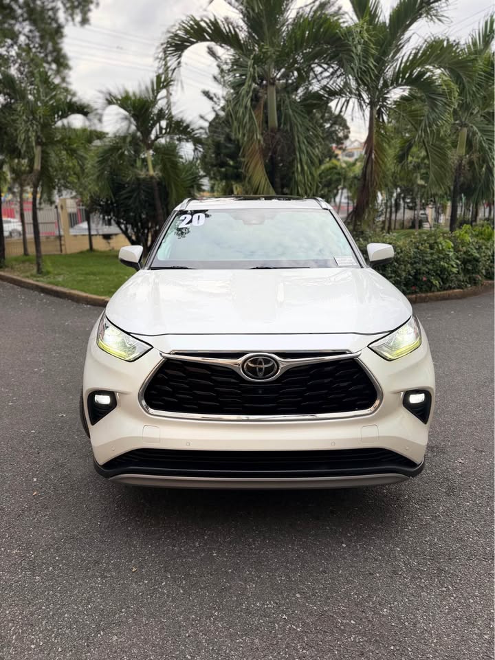 TOYOTA HIGHLANDER PLATINUM 2020  CLEAN CARFAX  POCAS MILLAS  TECHO PAN Foto 7316663-5.jpg