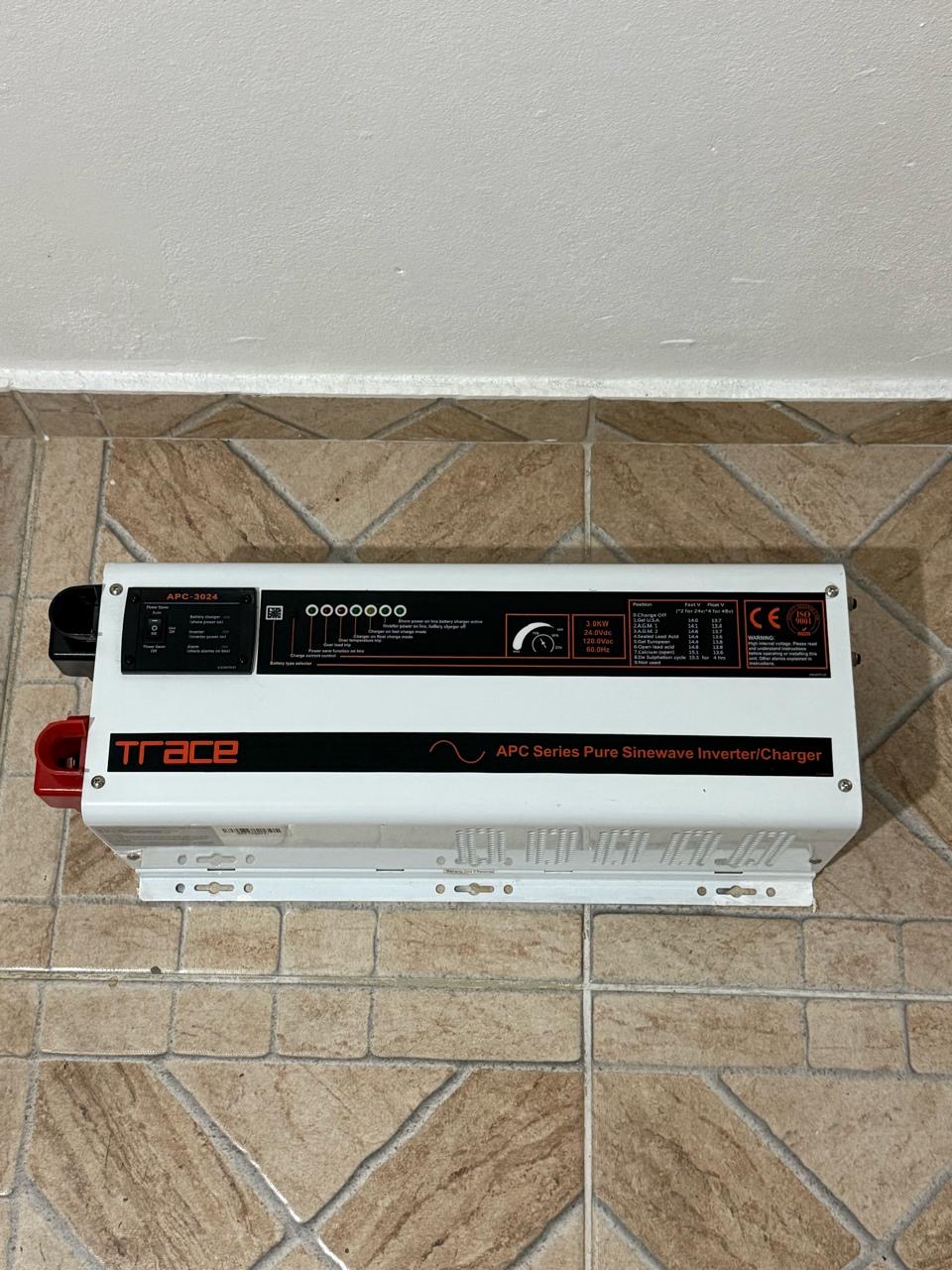 Inversor Trace APC-2524 de Onda Sinusoidal Pura – 3 kW Foto 7316785-4.jpg