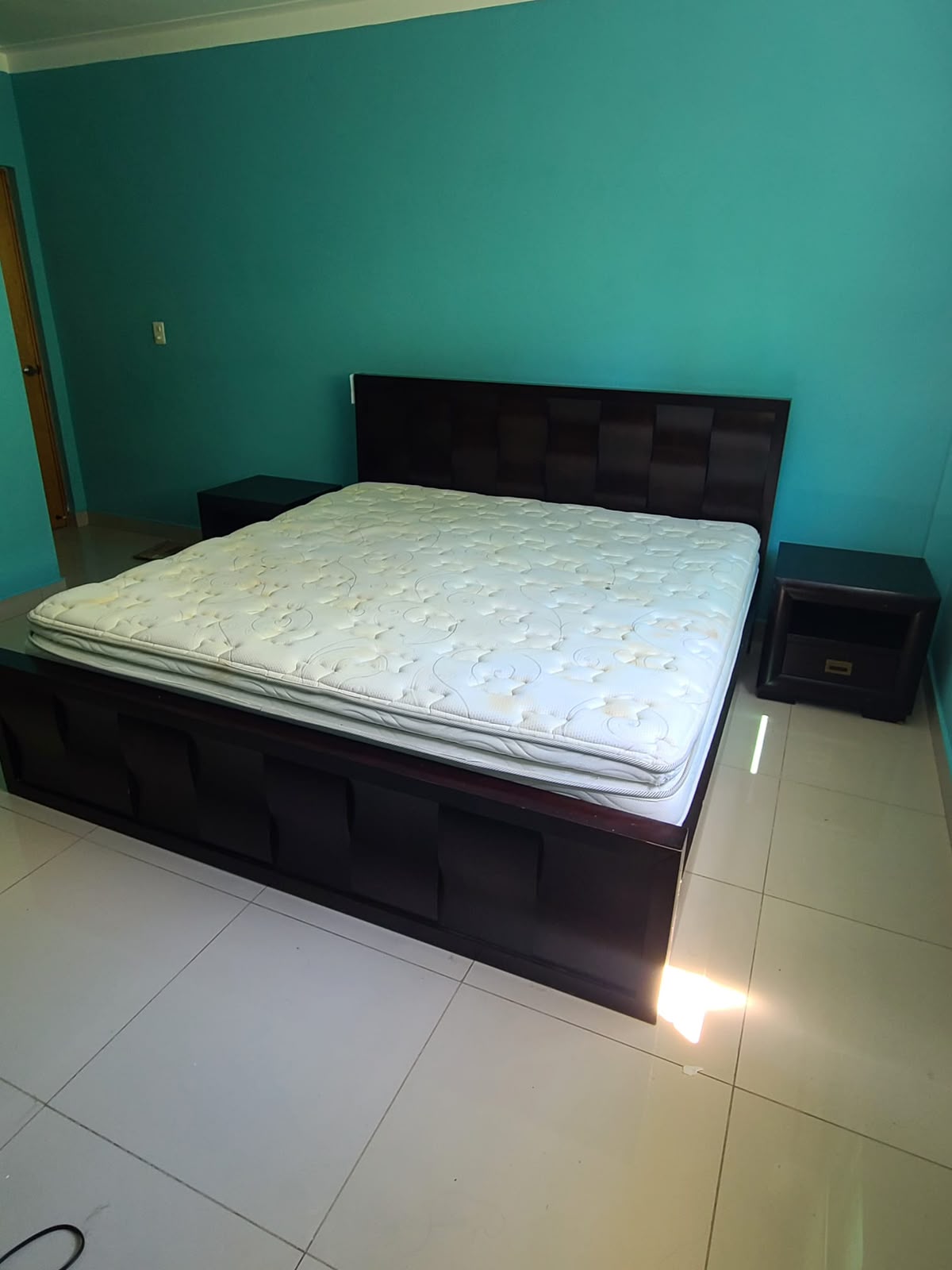 JUEGO DE HABITACIóN KING SIZE USADO Y EN MUY BUEN ESTADO Foto 7316859-5.jpg