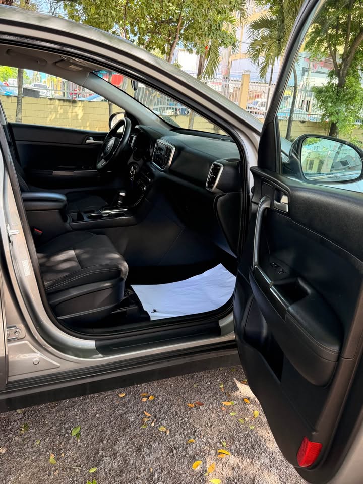 KIA SPORTAGE 2020  CLEAN CARFAX EXCELENTE CONDICIONES IMPECABLE Foto 7316874-5.jpg