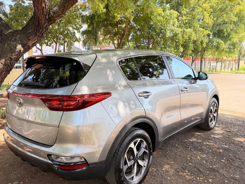 KIA SPORTAGE 2020  CLEAN CARFAX EXCELENTE CONDICIONES IMPECABLE Foto 7316874-7.jpg