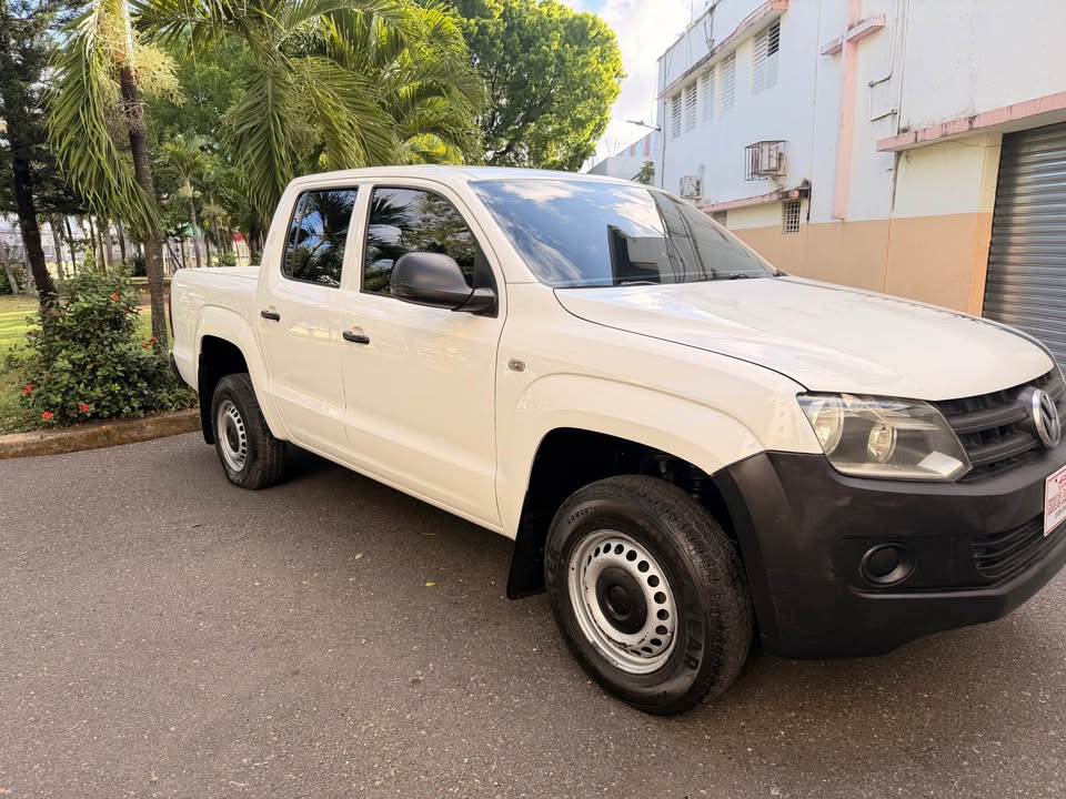 VOLKSWAGUEN AMARO 2013  DIESEL EXCELENTE CONDICIONES IMPECABLE Foto 7316885-2.jpg