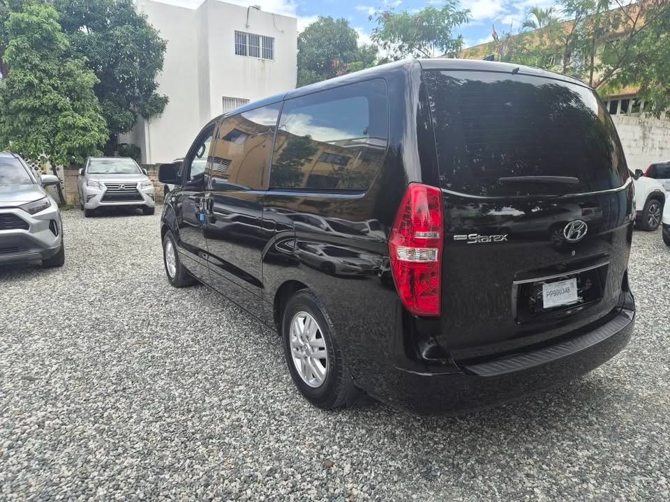 Hyundai starex 2020 en Peravia Foto 7317019-4.jpg