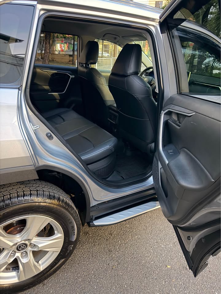 TOYOTA RAV4 LE PLUS 2021  4x4  EXCELENTE CONDICIONES POCAS MILLAS  IMP Foto 7317030-2.jpg