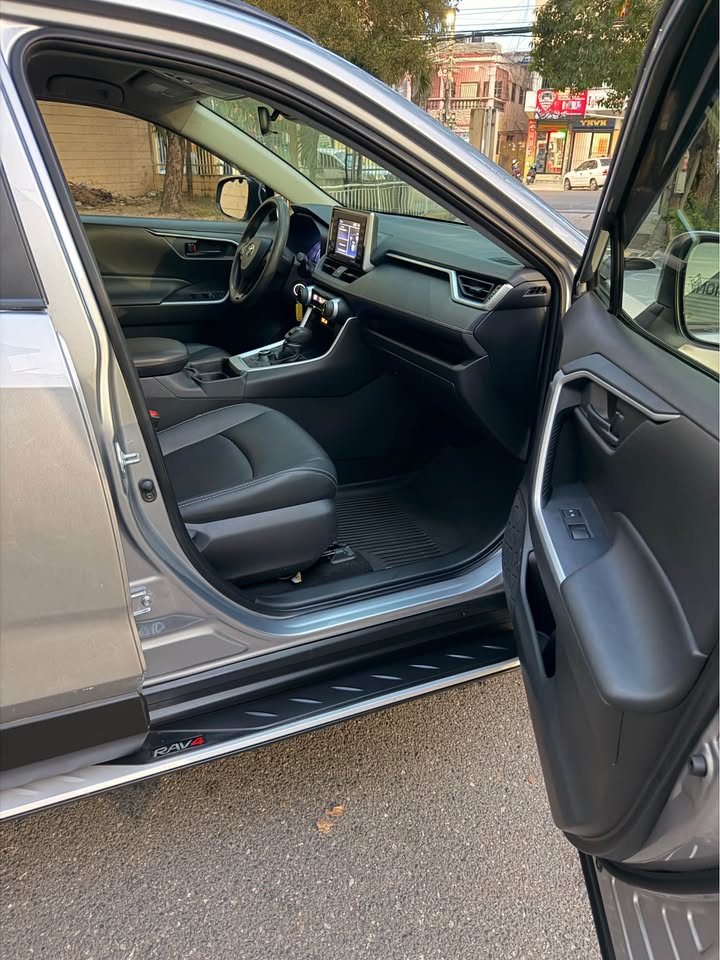 TOYOTA RAV4 LE PLUS 2021  4x4  EXCELENTE CONDICIONES POCAS MILLAS  IMP Foto 7317030-3.jpg