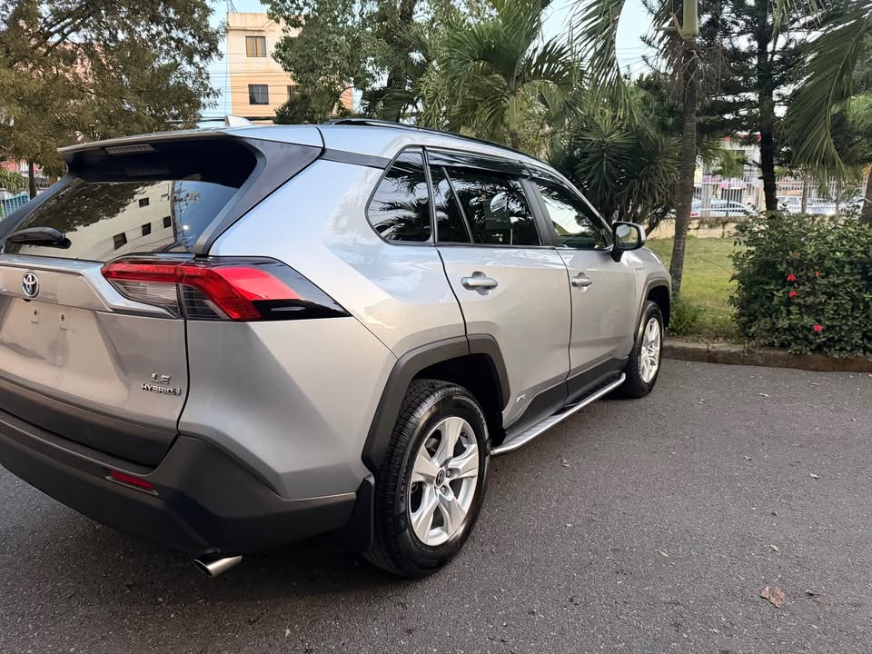 TOYOTA RAV4 LE PLUS 2021  4x4  EXCELENTE CONDICIONES POCAS MILLAS  IMP Foto 7317030-8.jpg